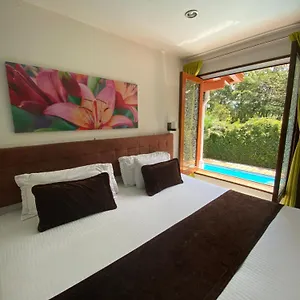 Hotel Boutique Rosas 5 G ****