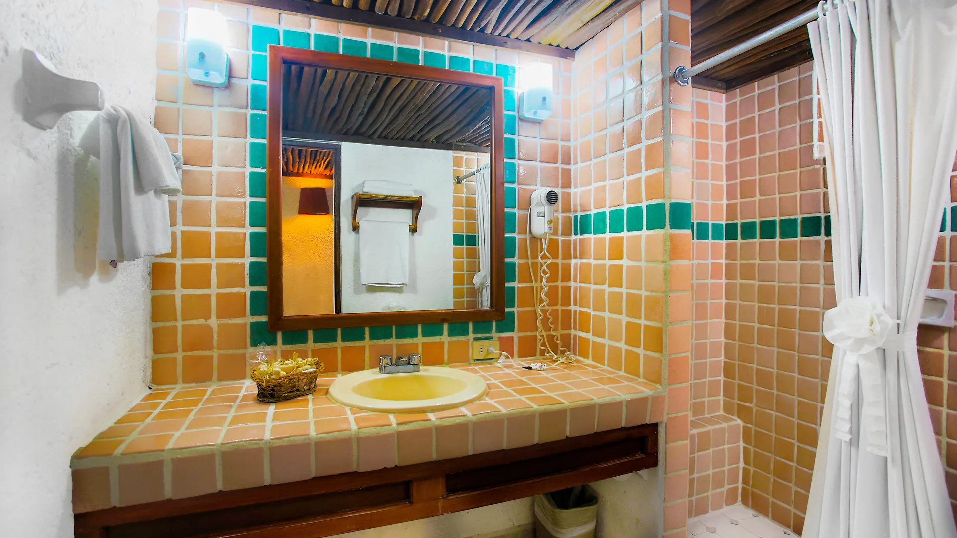 Casa Del Mar Cozumel Hotel & Dive Resort With Free Access To An Exclusive Beach Club